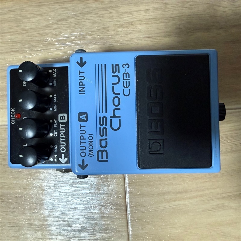 BOSS CEB-3の画像